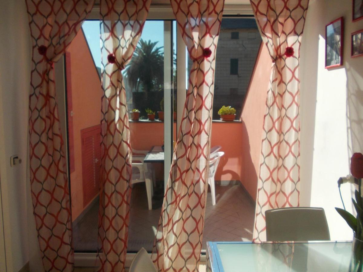 Ferienwohnung A Casa Di Laura Finale Ligure Exterior foto