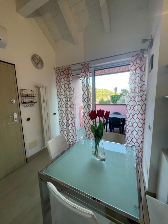 Ferienwohnung A Casa Di Laura Finale Ligure Exterior foto